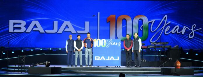 बजाज ग्रुप के 100 साल पूरे होने के समारोह की तस्वीर