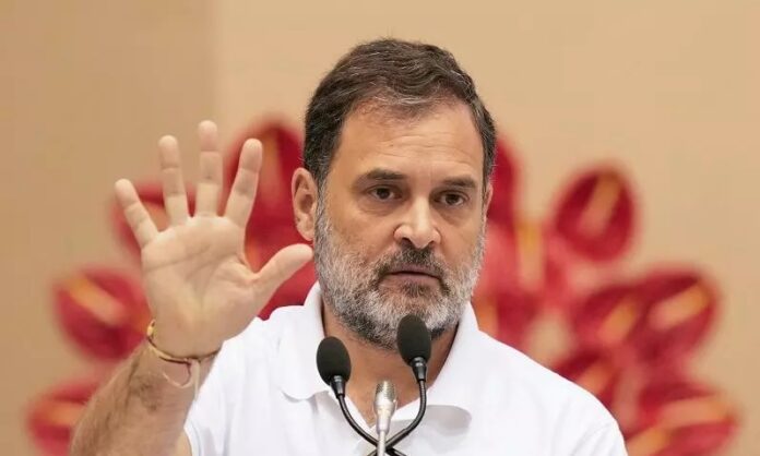राहुल गांधी ने भारतीय जनता पार्टी पर गंभीर आरोप लगाए हैं।