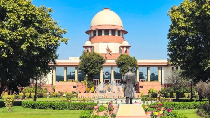 सुप्रीम कोर्ट भवन और न्यायाधीशों की संख्या बढ़ाने से जुड़ा सरकारी निर्णय