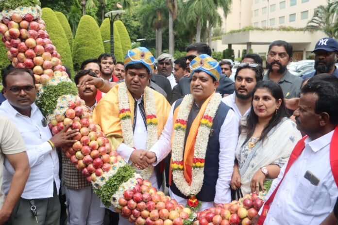 कर्नाटक में वीआईपी विस्तार कार्यक्रम में मुकेश सहनी