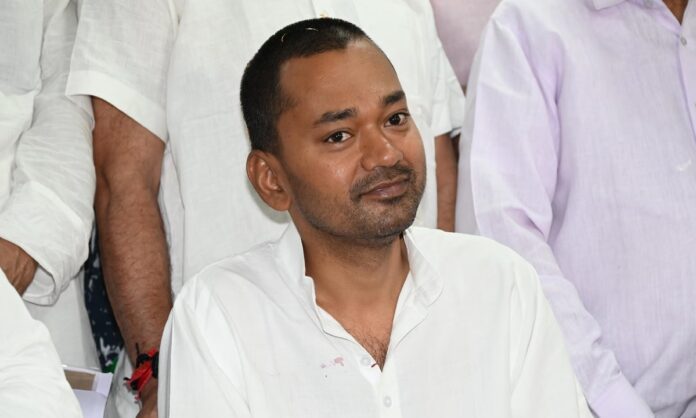 निशांत कुमार के चुनावी हलफनामे पर सवाल उठाते विपक्षी नेता