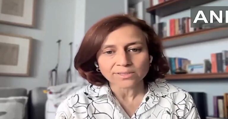 सोनम वांगचुक की पत्नी गीतांजलि जे. आंगमो ने भाजपा और कांग्रेस पर निशाना साधा