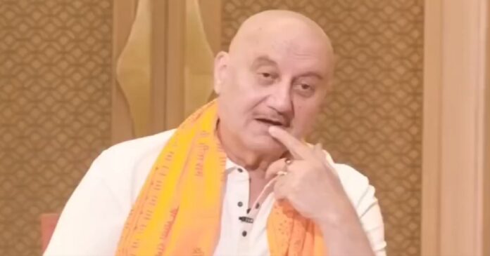 राम मंदिर विवाद पर बयान के बाद सोशल मीडिया पर प्रतिक्रिया देते अनुपम खेर