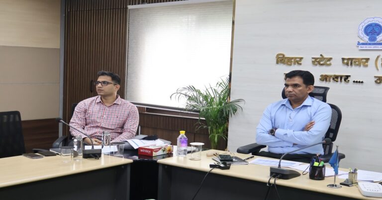 ऊर्जा सचिव अजय यादव की अध्यक्षता में दक्षिण बिहार बिजली कंपनी की राजस्व समीक्षा बैठक
