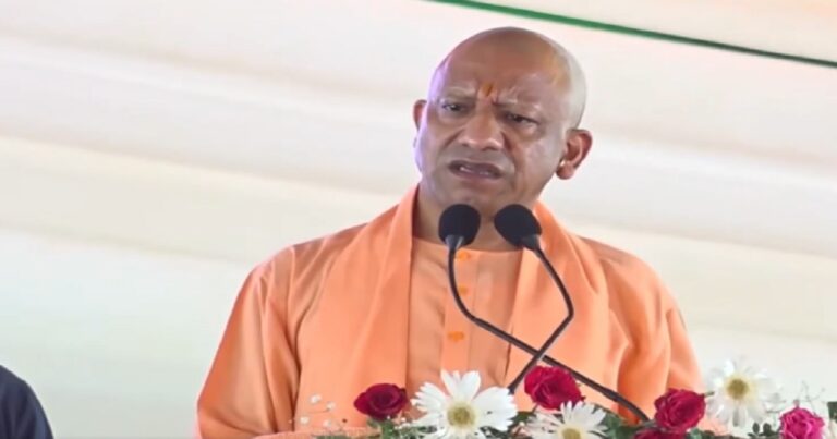 अयोध्या में जनसभा को संबोधित करते मुख्यमंत्री योगी आदित्यनाथ