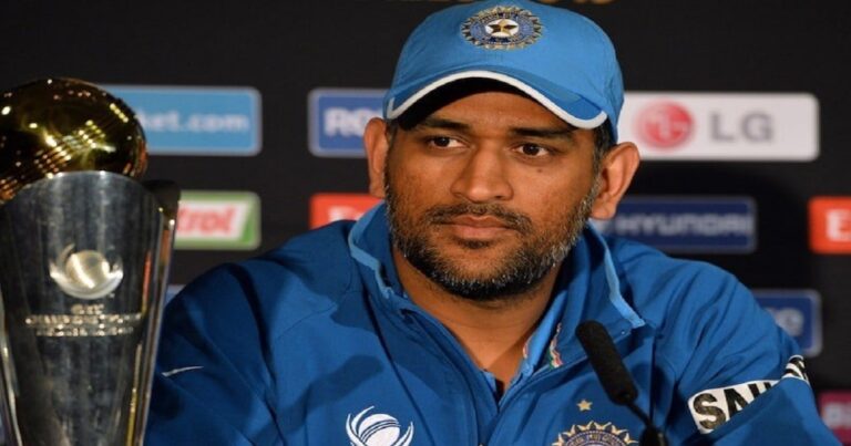 महेंद्र सिंह धोनी के जन्मदिन पर उनके जीवन से जुड़े सात अनसुने किस्से