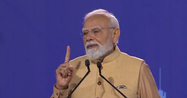 प्रधानमंत्री नरेंद्र मोदी ऑस्ट्रेलिया में बच्चों के सोशल मीडिया कानून पर बोलते हुए