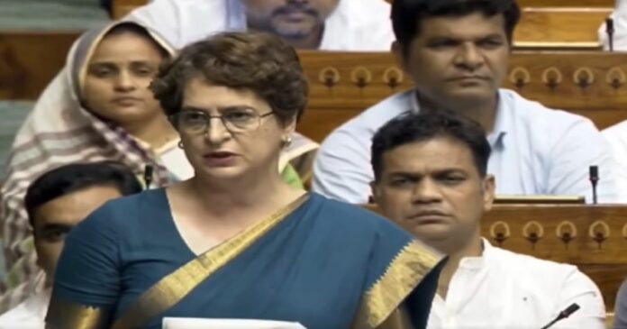 बिलकिस बानो मामले को लेकर राहुल गांधी और प्रियंका गांधी के निशाने पर नए शिक्षा मंत्री प्रह्लाद जोशी