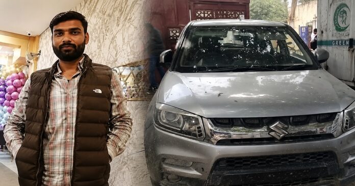 राम मंदिर दान चोरी मामले में बरामद कार की जांच करती पुलिस टीम