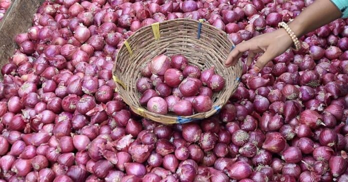दिल्ली में 35 रुपये किलो बिकने वाला प्याज