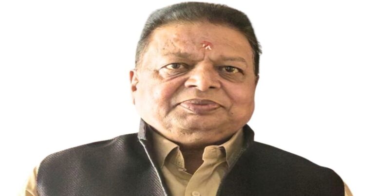 रक्षाबंधन पर बिहार में 300 करोड़ के कारोबार का अनुमान, स्वदेशी राखियों की बढ़ी मांग