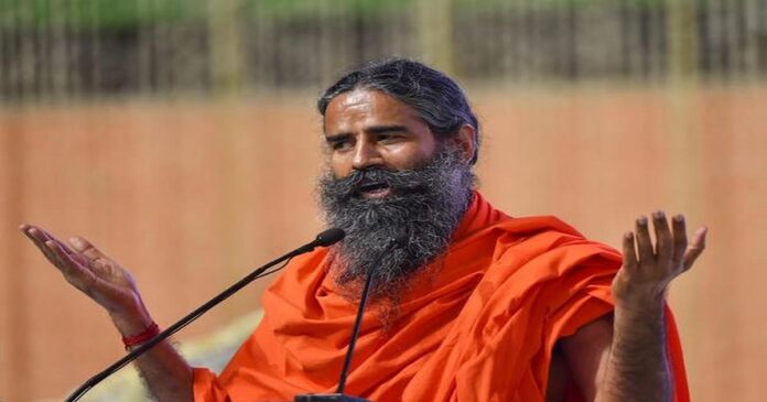 बाबा रामदेव ने सरकारी नौकरी के इंटरव्यू में घोटाले का दावा किया