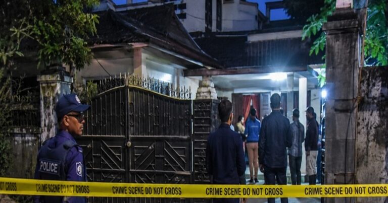 रंगपुर में बंद मकान से हिंदू परिवार के चार शव बरामद