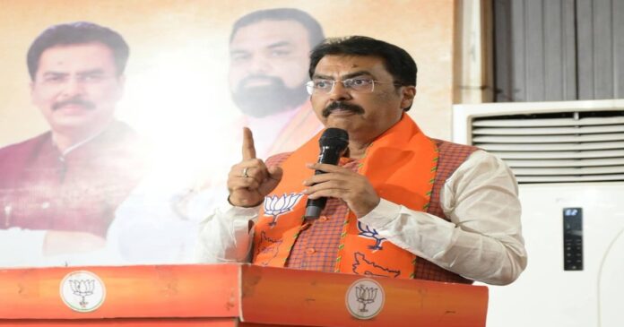 बिहार भाजपा के सेवा माह की कार्यशाला में प्रदेश अध्यक्ष संजय सरावगी