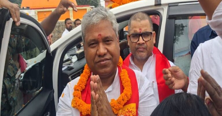 संतोष कुमार सुमन ने राहुल गांधी के महिला सम्मान वाले बयान पर पलटवार किया