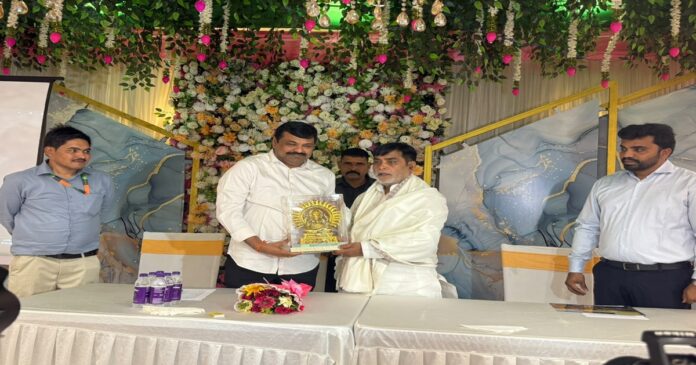 पटना में आयोजित कार्यक्रम में बिहार में रूफटॉप सोलर के विस्तार, रोजगार और पीएम सूर्य घर योजना को लेकर चर्चा।