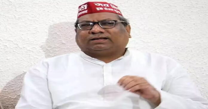 निषाद पार्टी के मुखिया और यूपी सरकार के मंत्री संजय निषाद