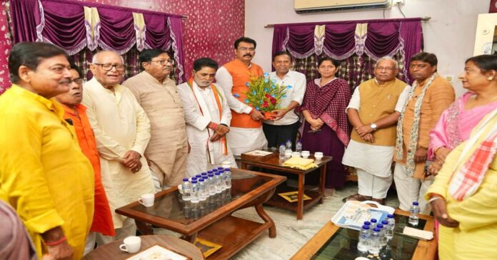 संजय सरावगी ने कटिहार में वरिष्ठ भाजपा कार्यकर्ताओं से मुलाकात की