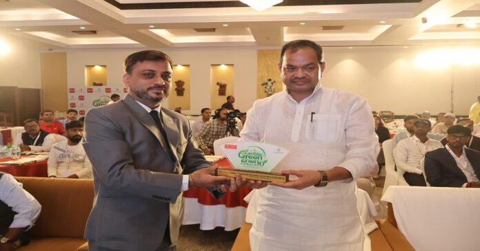 ग्रीन एनर्जी कॉन्क्लेव-2026 में बिहार की अक्षय ऊर्जा क्षमता और बिजली आपूर्ति मजबूत करने की योजनाओं पर चर्चा हुई।