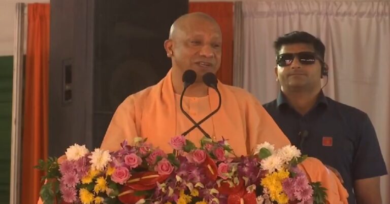 नवरात्र की नवमी पर मुख्यमंत्री योगी आदित्यनाथ ने प्रदेश के विकास और सरकार की उपलब्धियों का जिक्र किया।
