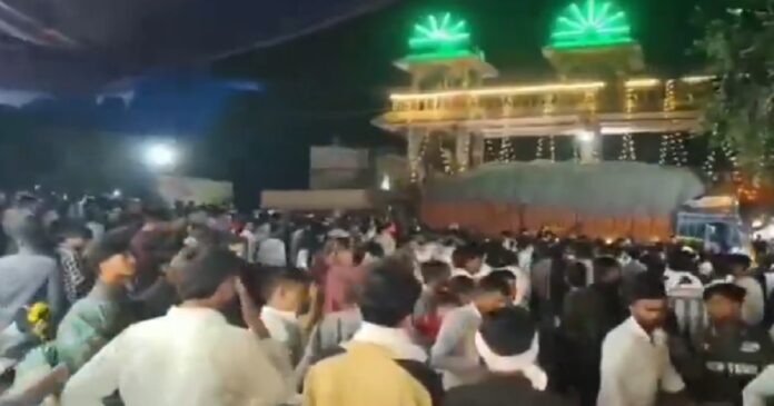 शीतला माता मंदिर के पास हुए भीषण ट्रक हादसे में कई परिवारों ने अपनों को खो दिया।