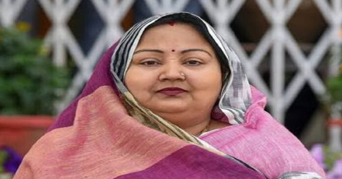 नीलम देवी को 25 नवंबर तक पटना स्थित सरकारी आवास खाली करना होगा।